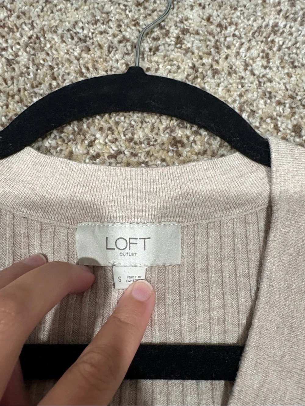 LOFT Neutral Cream Ribbed V-Neck Cap Sleeve Sweater Tunic